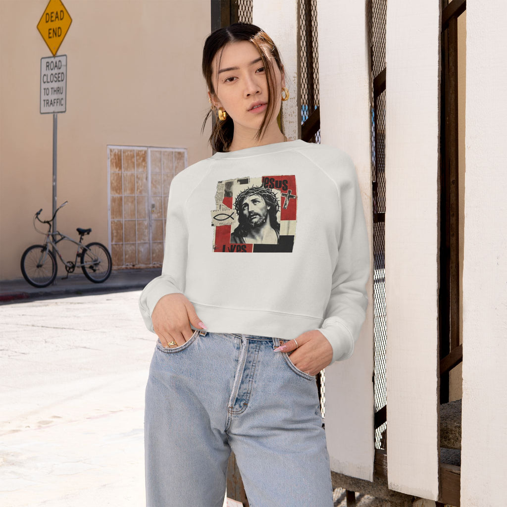 “Jesus lives” Women's Cropped Fleece Pullover