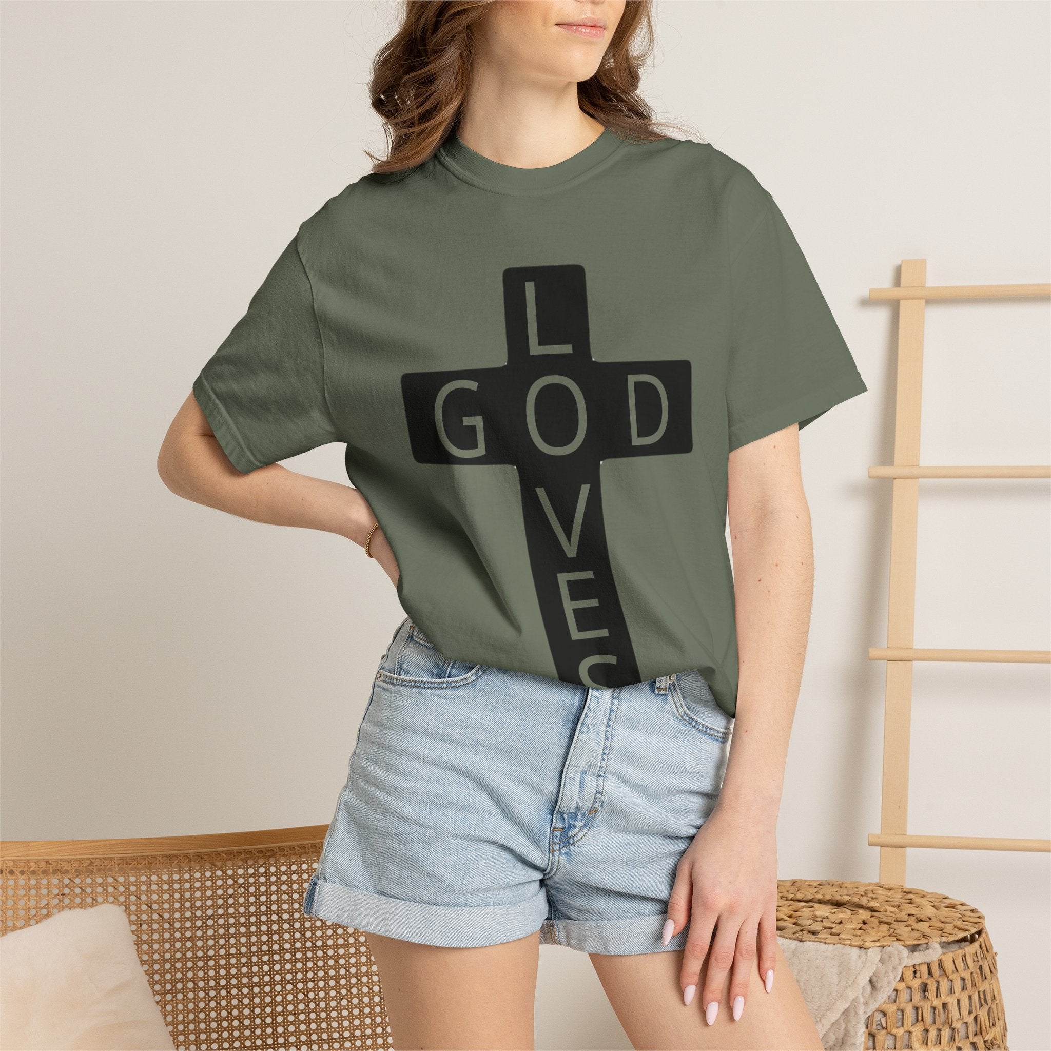 “God loves” Unisex T-shirt