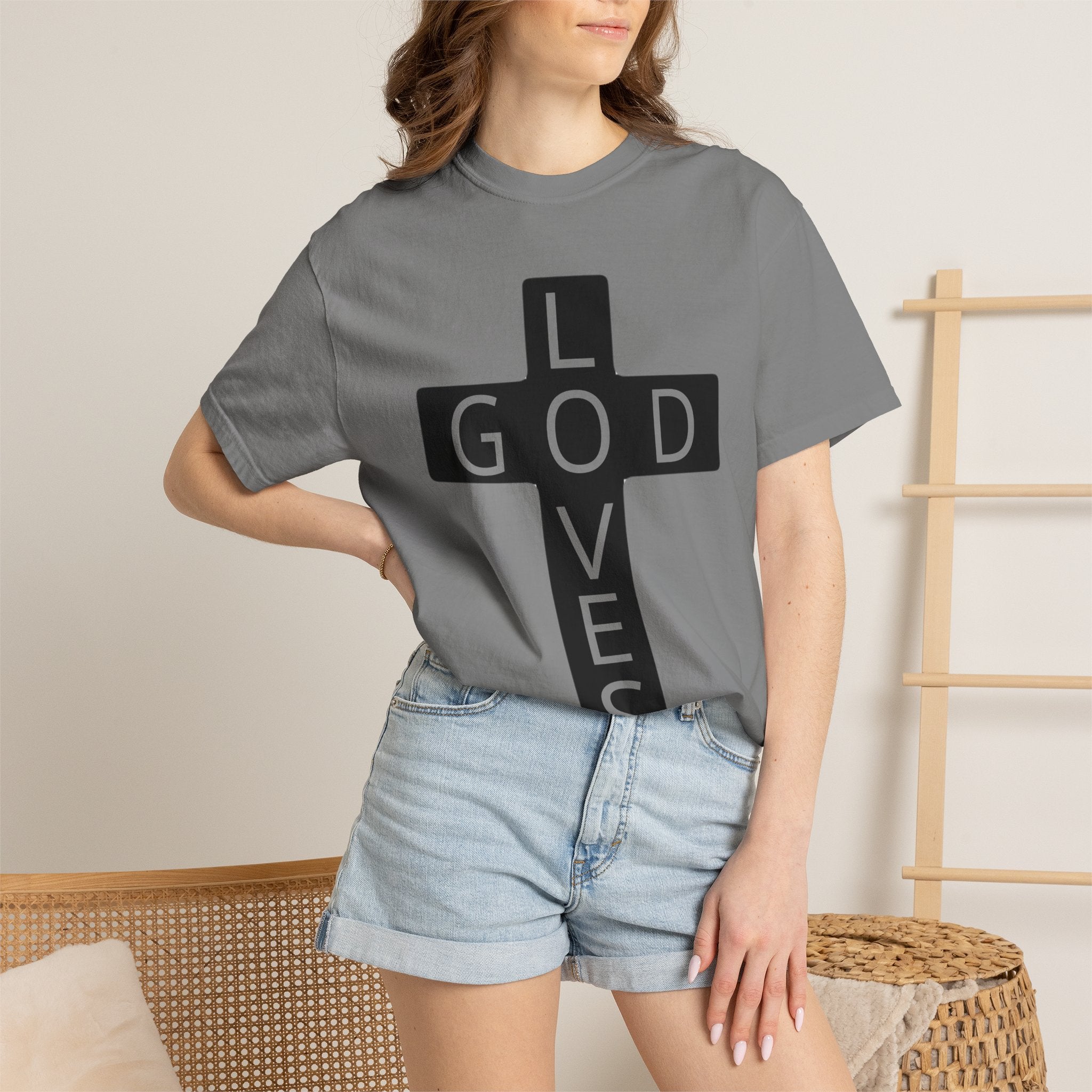 “God loves” Unisex T-shirt